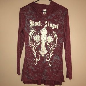 Hooded long sleeve shirt